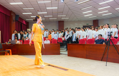 校團委組織建校70周年志愿服務專題培訓 軟件開發